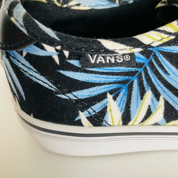 VANS•ORTHOLITE INSOLES• LEAF PATTERN•WOMENS SIZE 7.5 - Picture 4 of 7